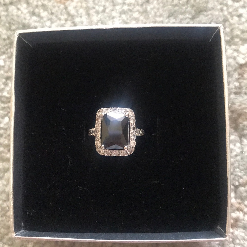 Premier Designs silver ring with Black stone